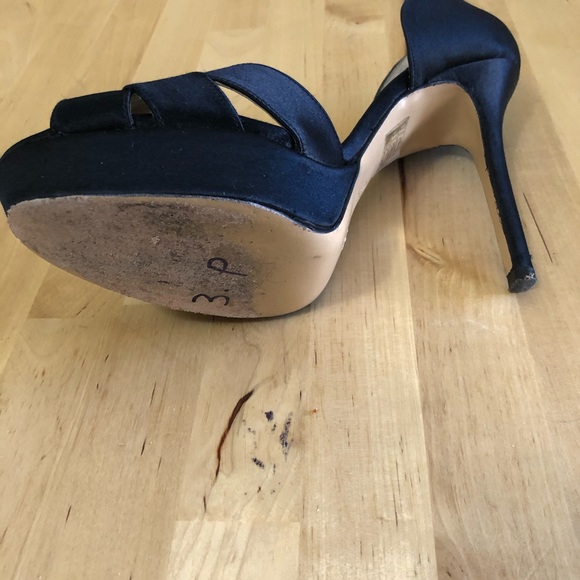 Charles David Black Satin Seduction Platform Heels - Picture 6 of 8